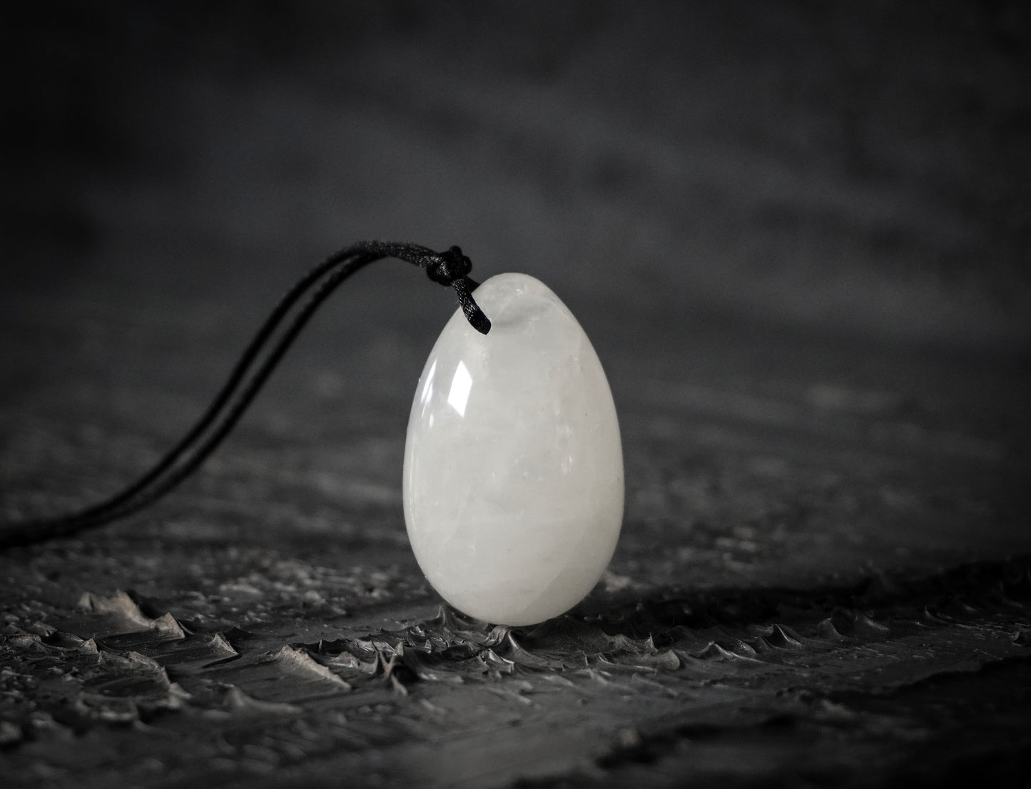 YONI EGG QUARZO BIANCO